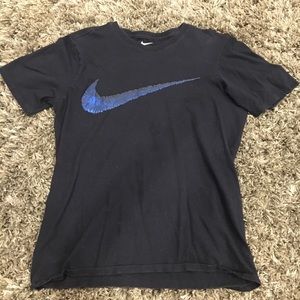 men’s nike shirt